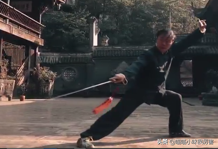 《自古英雄出少年》演员今昔对比，有人下落不明，有人功成名就