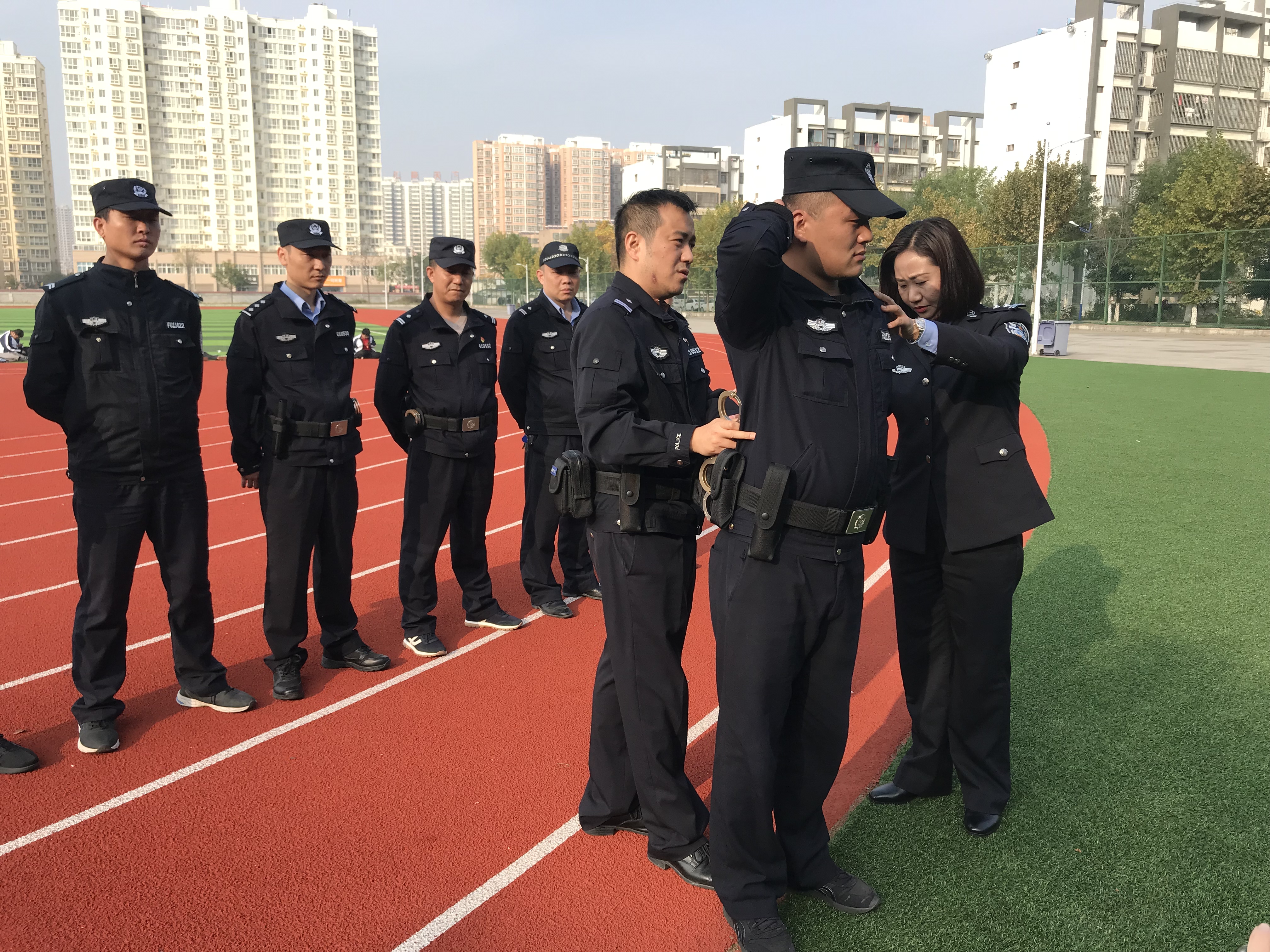 咸阳中院：雪中送炭 教员团送教下基层