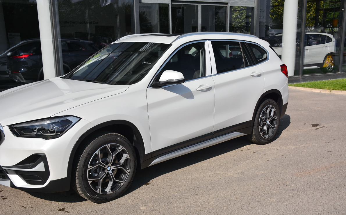 宝马X1成"跳水王"，21w左右就能入手，还买CR-V、途观L吗？