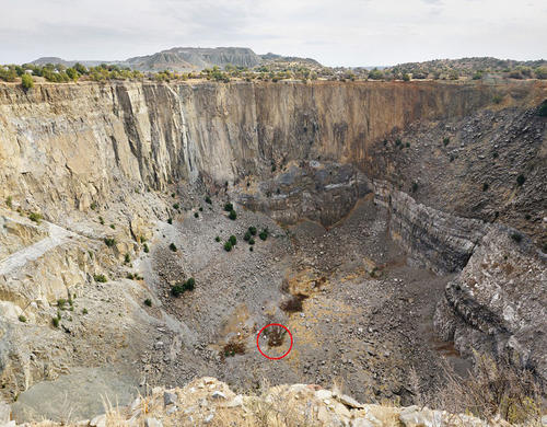 世界上最贵的洞：南非金伯利钻石矿坑，生产了超过3吨的钻石