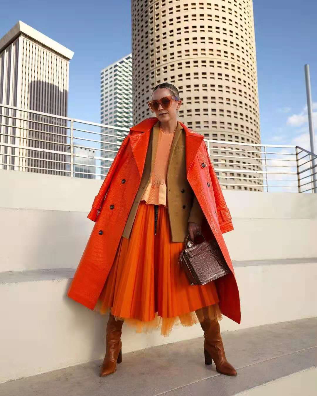 穿衣不懂“配色”？必输！3色搭配法+4套配色方案，简单一学就会