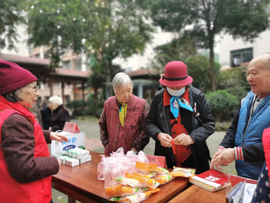 国德赶集日！贩卖别样快乐