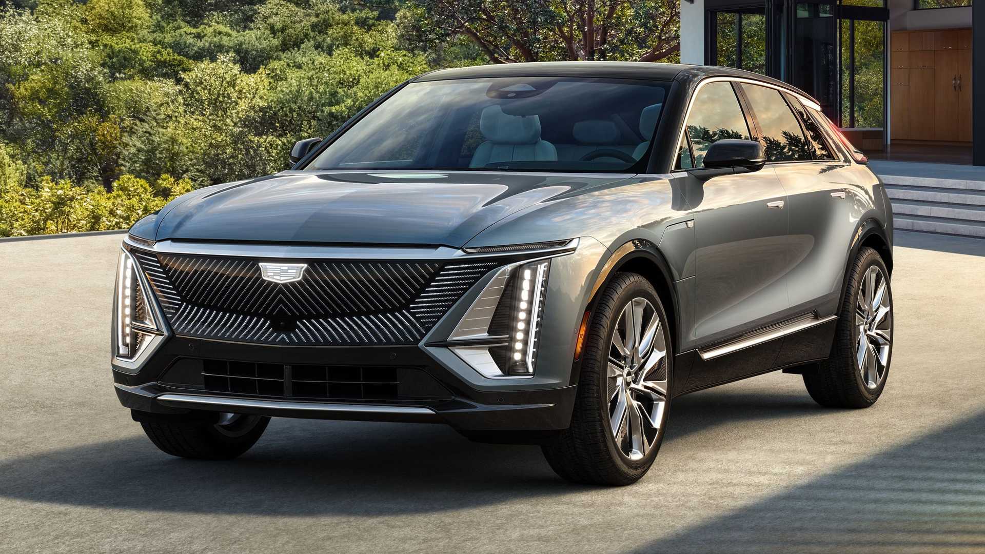 凯迪拉克大电动SUV，美国只卖38万元起，中国该卖多少？