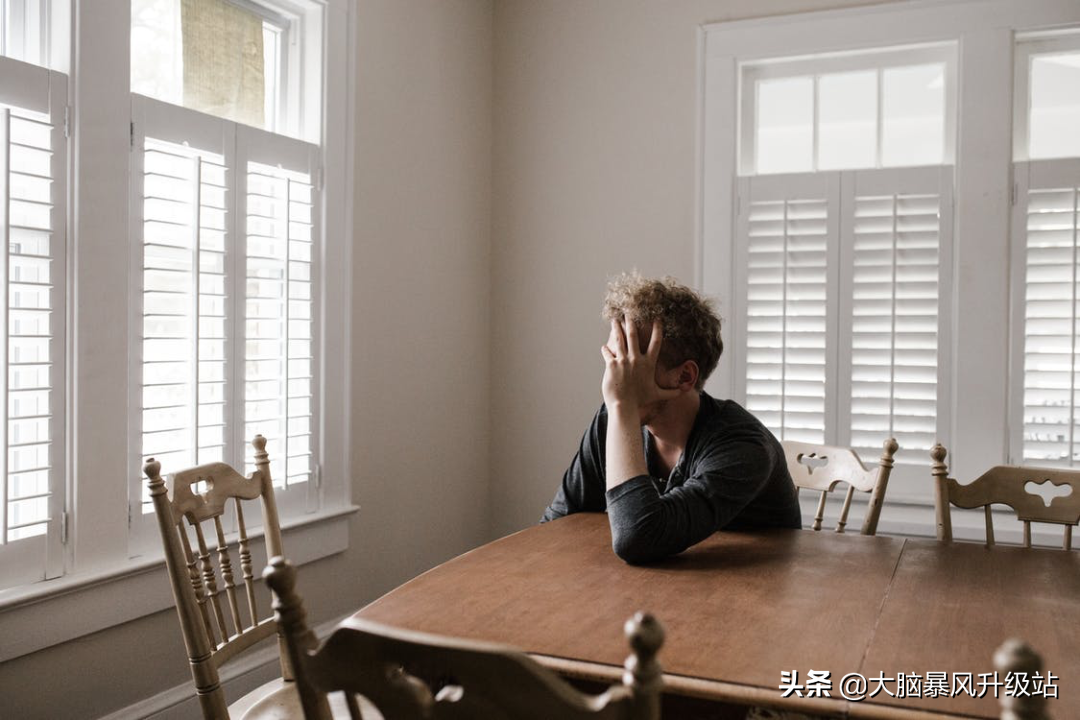 从0到10亿用户，打造现象级产品后黯然离场：Instagram的曲折之路