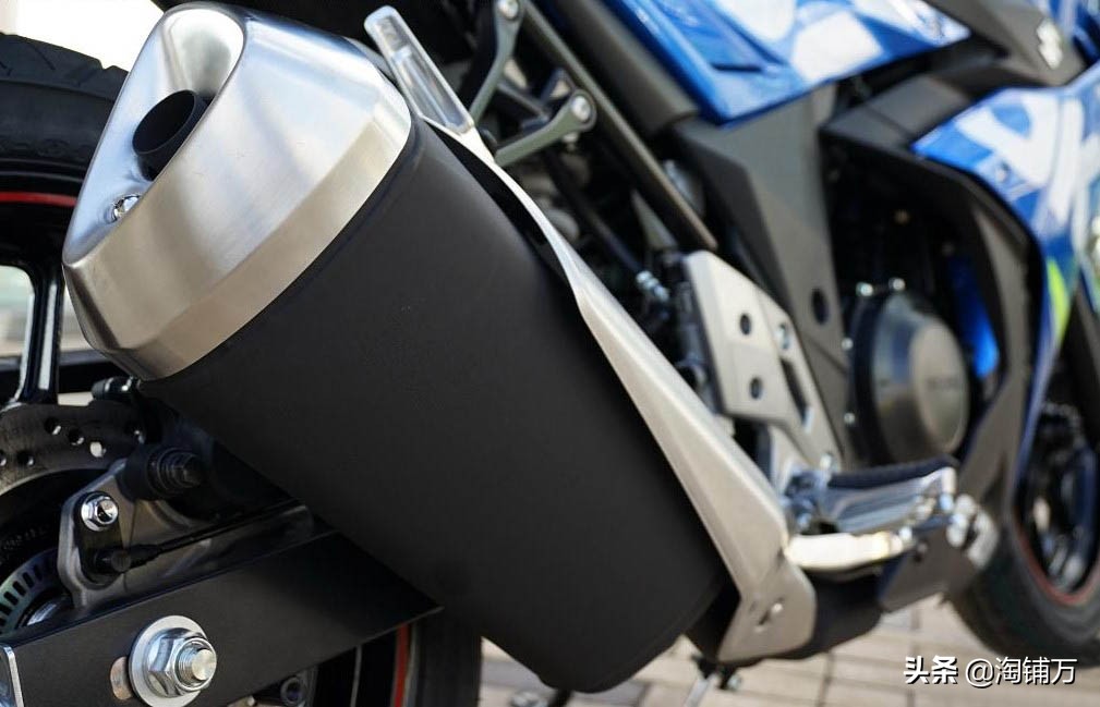 国内最畅销的250“跑车”铃木GSX-250R实拍解析