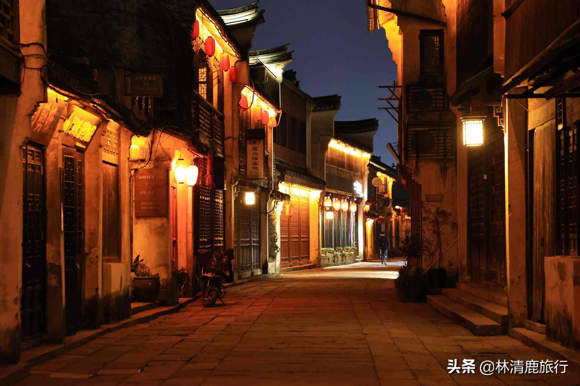 南浔古镇冬日夜景:丝绸般的华丽质感,如仙境般梦幻