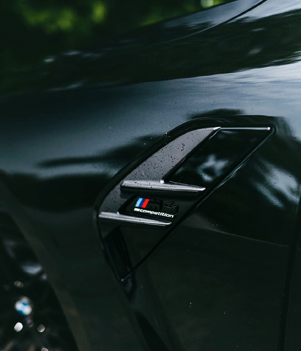 激进的造型 很有性能范 宝马M4 Competition 战斗力十足 开着回头率高