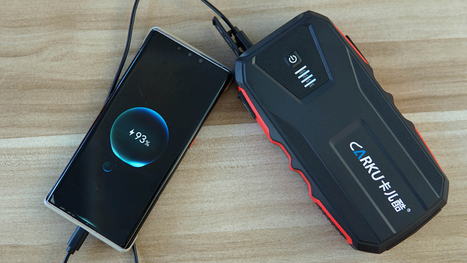 买应急启动电源是交智商税？卡儿酷汽车启动电源告诉你答案