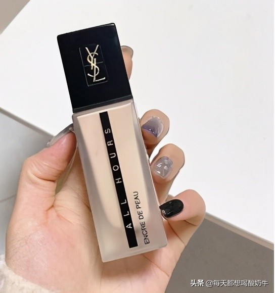 送什么礼物可以让女孩子开心（能让女朋友开心的礼物）