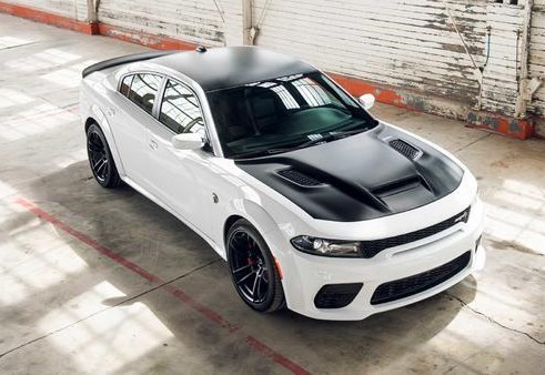 动力最强的量产四门轿车——2020款道奇战马红眼版