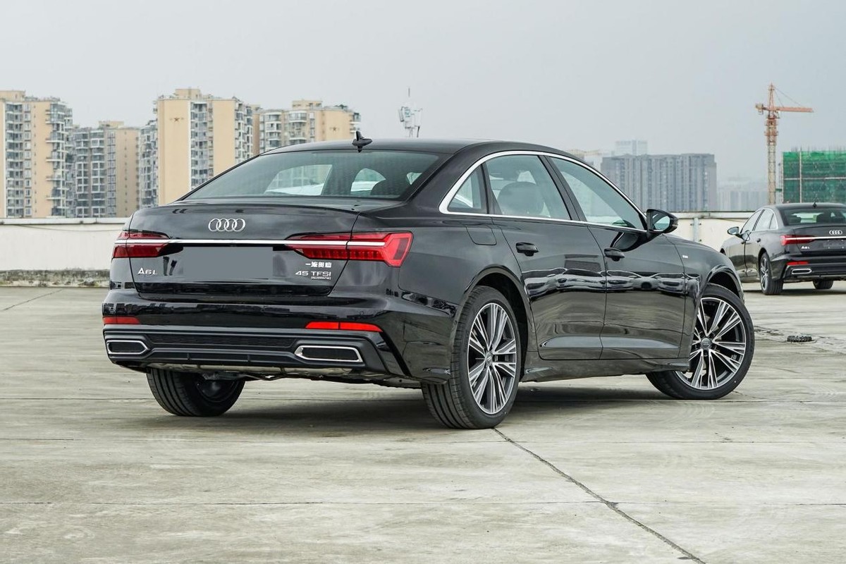 45万预算会选奥迪吗？解读带quattro四驱的A6L，性价比高过530Li