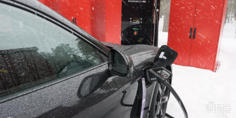 试驾保时捷纯电动车Taycan 一次绝妙的冰雪之旅