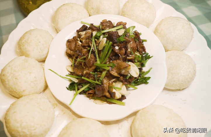 老北京的下午茶真重口味，臭豆腐当成果酱抹着吃？