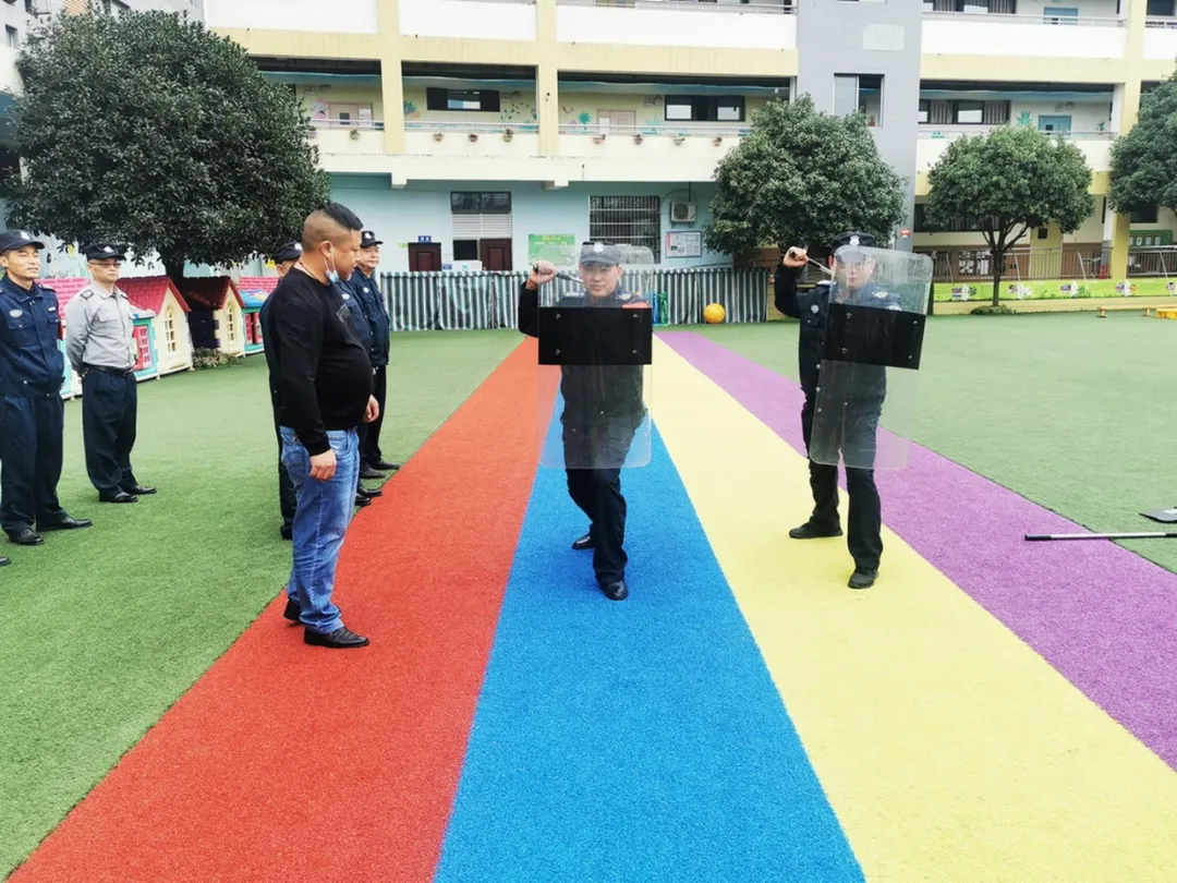 四川天府新区华阳幼儿园开展保安专业技能培训