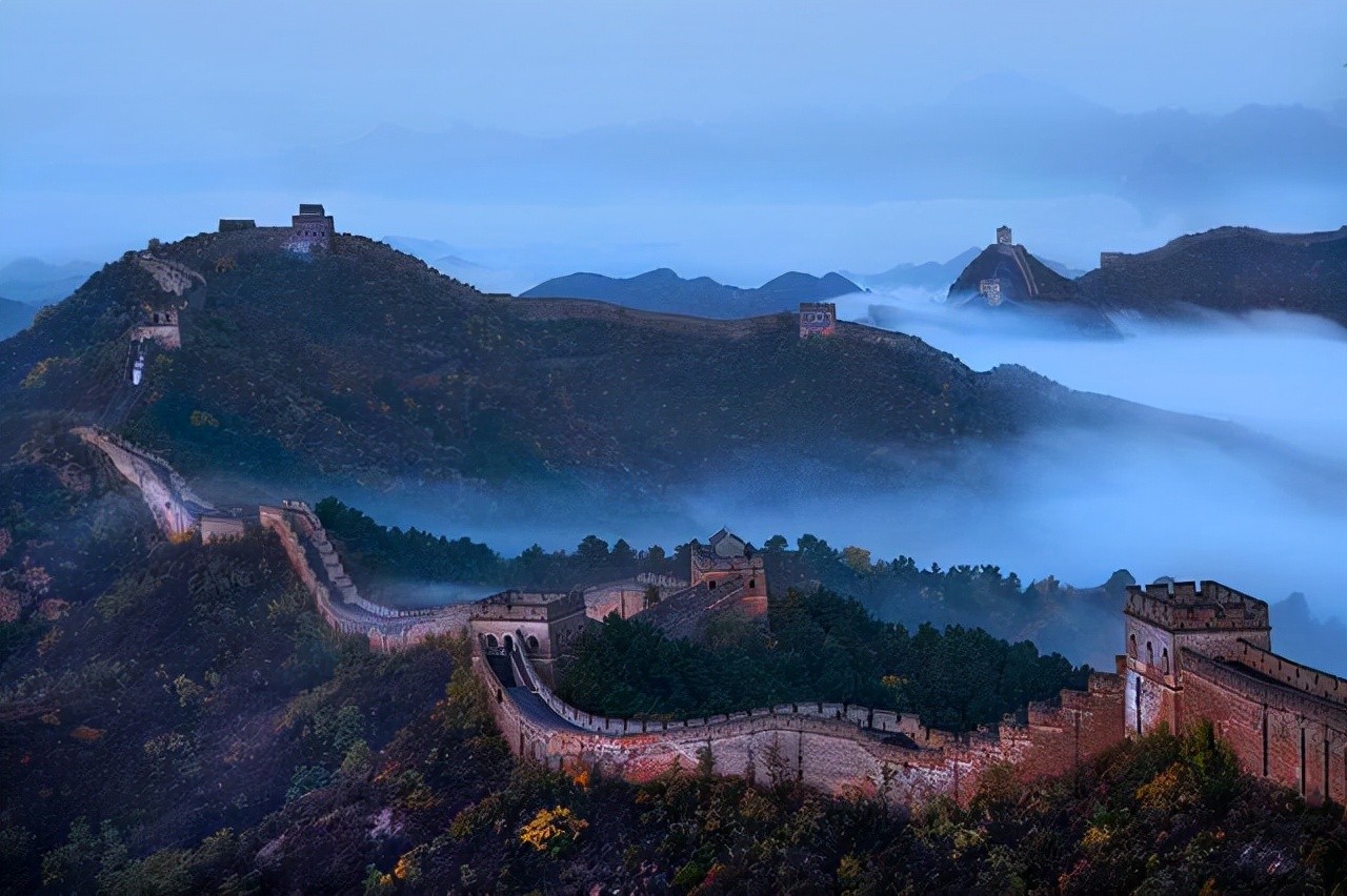 说中国的建筑业步入"夕阳产业"为时尚早