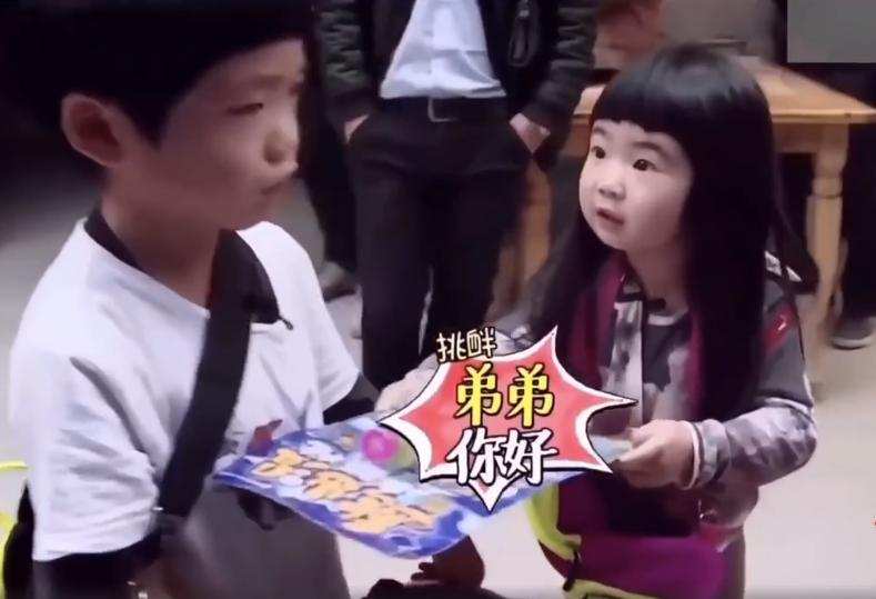 女大十八变！这些基因优秀的星二代，不靠整容照样越长越好看