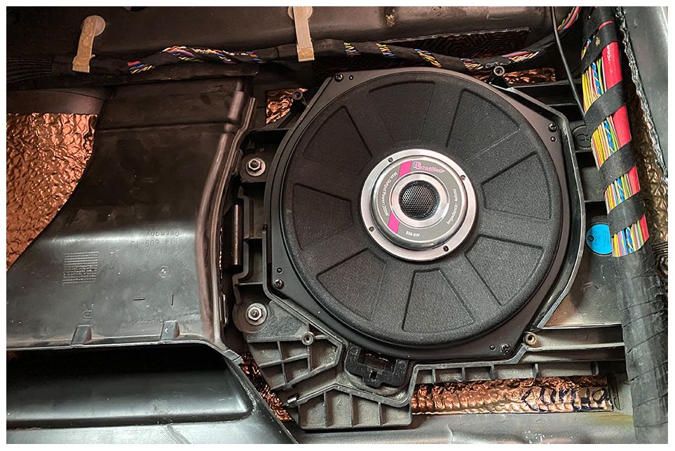寶馬5系改裝邁博特專用三分頻 開啟發燒音質旅程