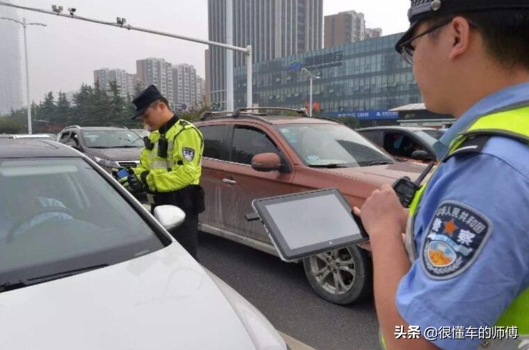 行驶证年检过期怎么办？补救措施很简单