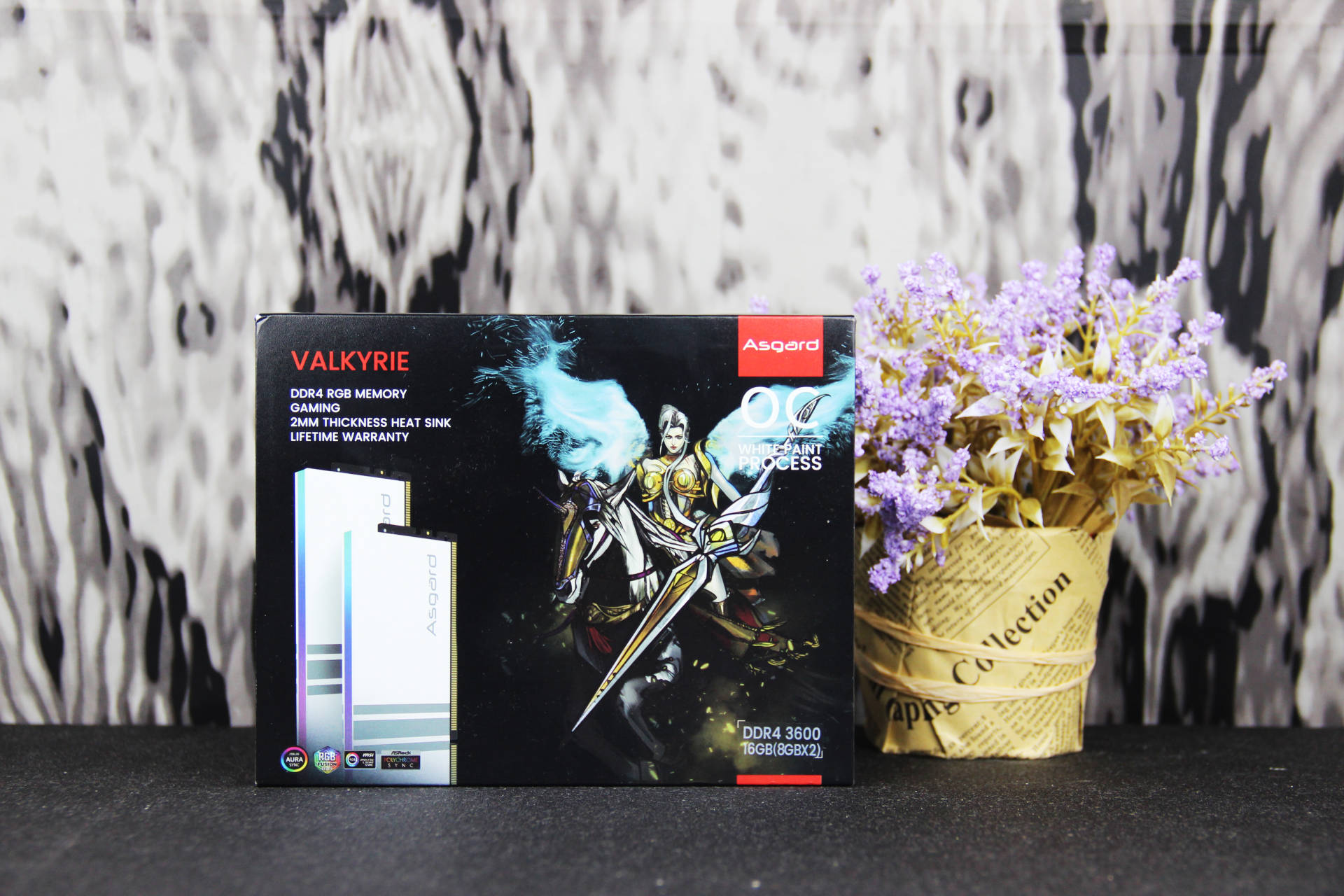 圣洁白机箱怎能缺少白内存？阿斯加特女武神指明方向