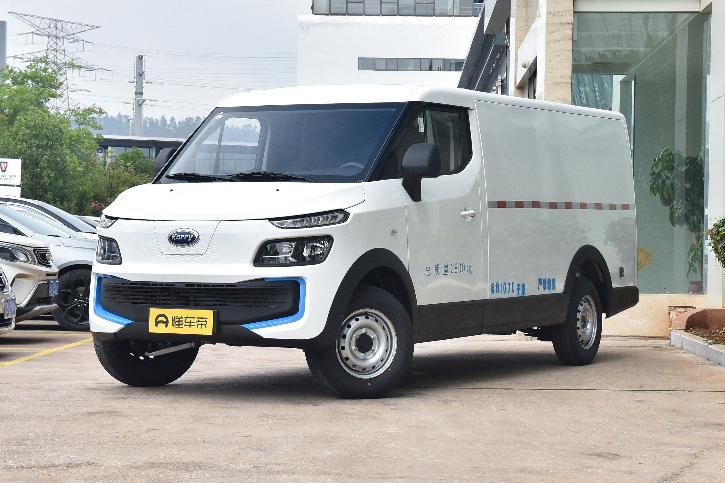 2021款 海豚ev2023款海豚ev相比老款车型的变化主要在于车身用料上