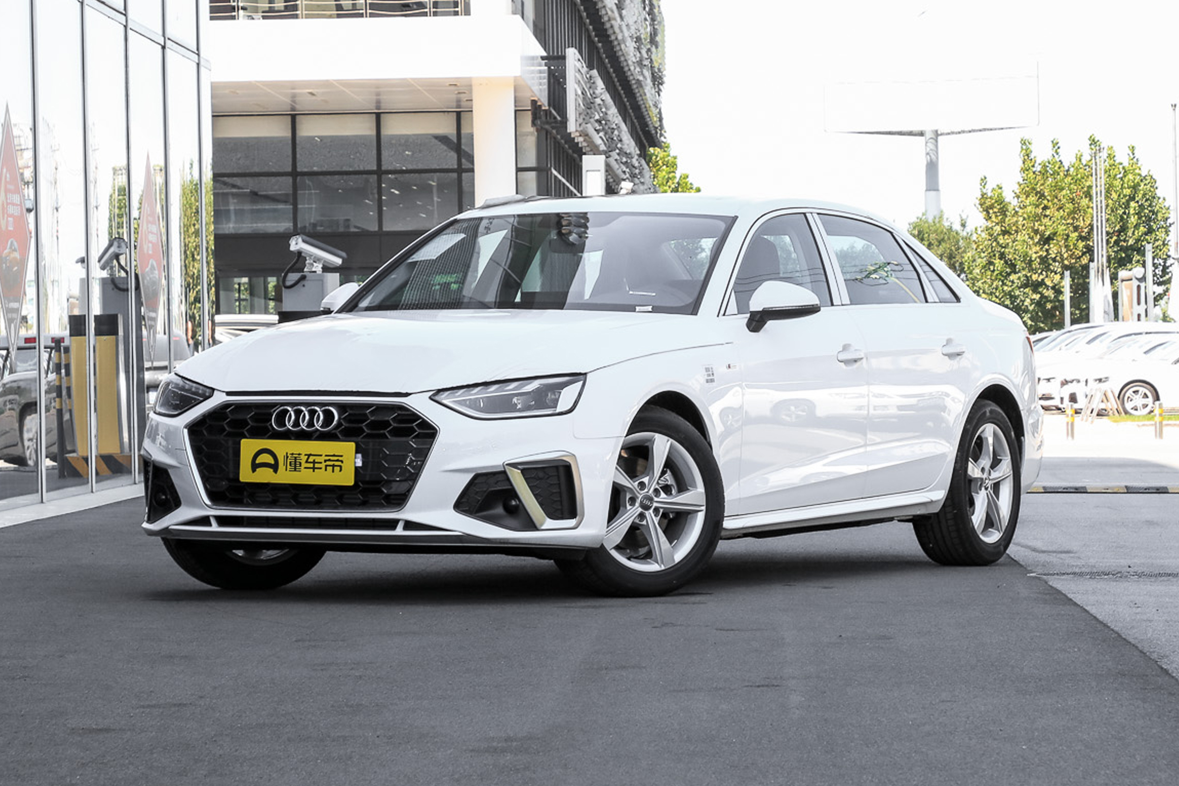 新车 </p><p>　　 没答案时就选“C” 全新一代奔驰C级深度解析