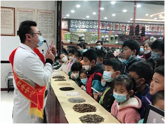 潍坊中医药非遗传承中心：“小记者大理想”研学活动成功举办