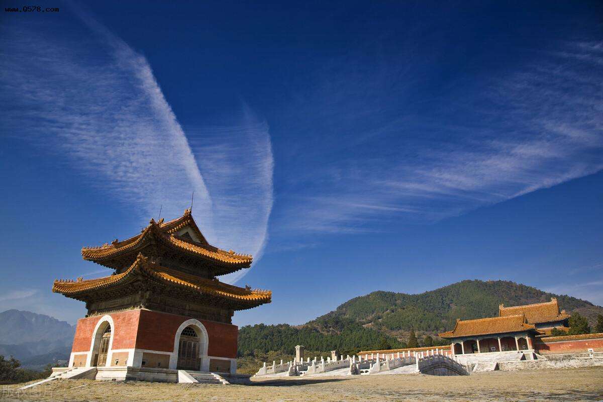 历经三朝下葬的大清皇后：从未进入皇宫，慈禧见了也得下跪