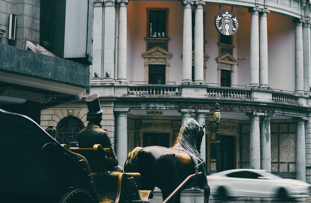 民国老银行与现代文明完美融合，星巴克玩出新高度