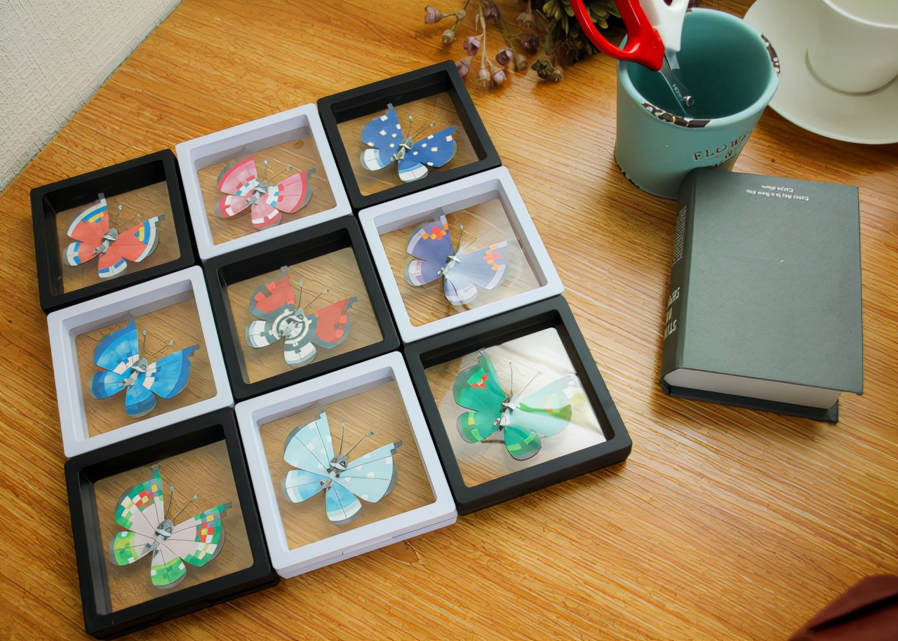 推主以剪纸艺术制作《精灵宝可梦》昆虫标本趣味创作