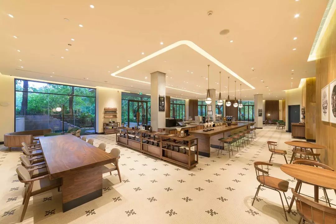 民国老银行与现代文明完美融合，星巴克玩出新高度