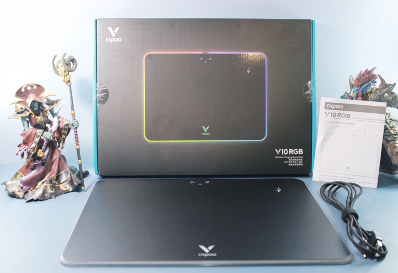 酷炫外设新选择—雷柏V10RGB幻彩背光无线充电游戏鼠标套装