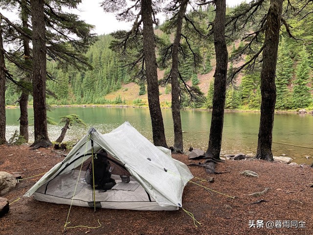 2022年适合送给徒步旅行者（背包客）独特创意的10件最佳新年礼物
