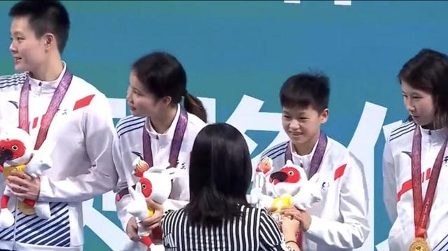 观众有眼福，全红婵换教练后首次正式亮相时间确定，或挑战双人跳