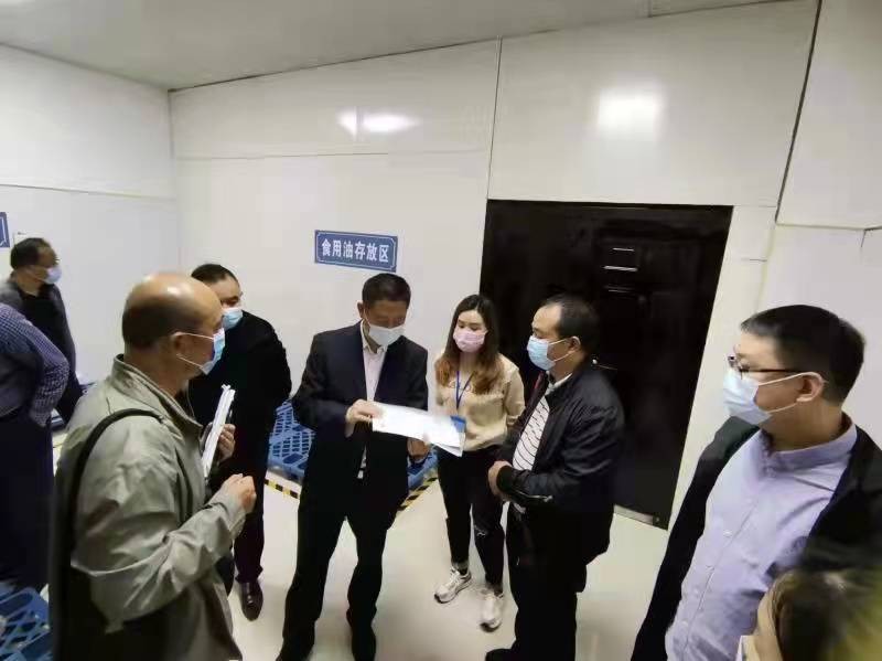 确保群众食品安全 武汉市黄陂区春节前对餐饮行业进行双随机抽查