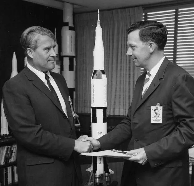 ����������F-14ս�������й�����ƣ����������˲�����ֵ��ѧϰ