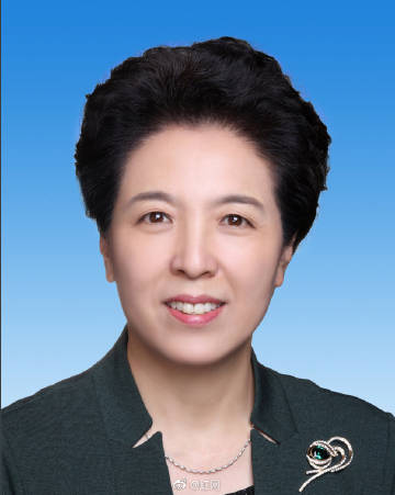 群二维码如何长期有效发送《qq群里怎么找转发的聊天记录呢》