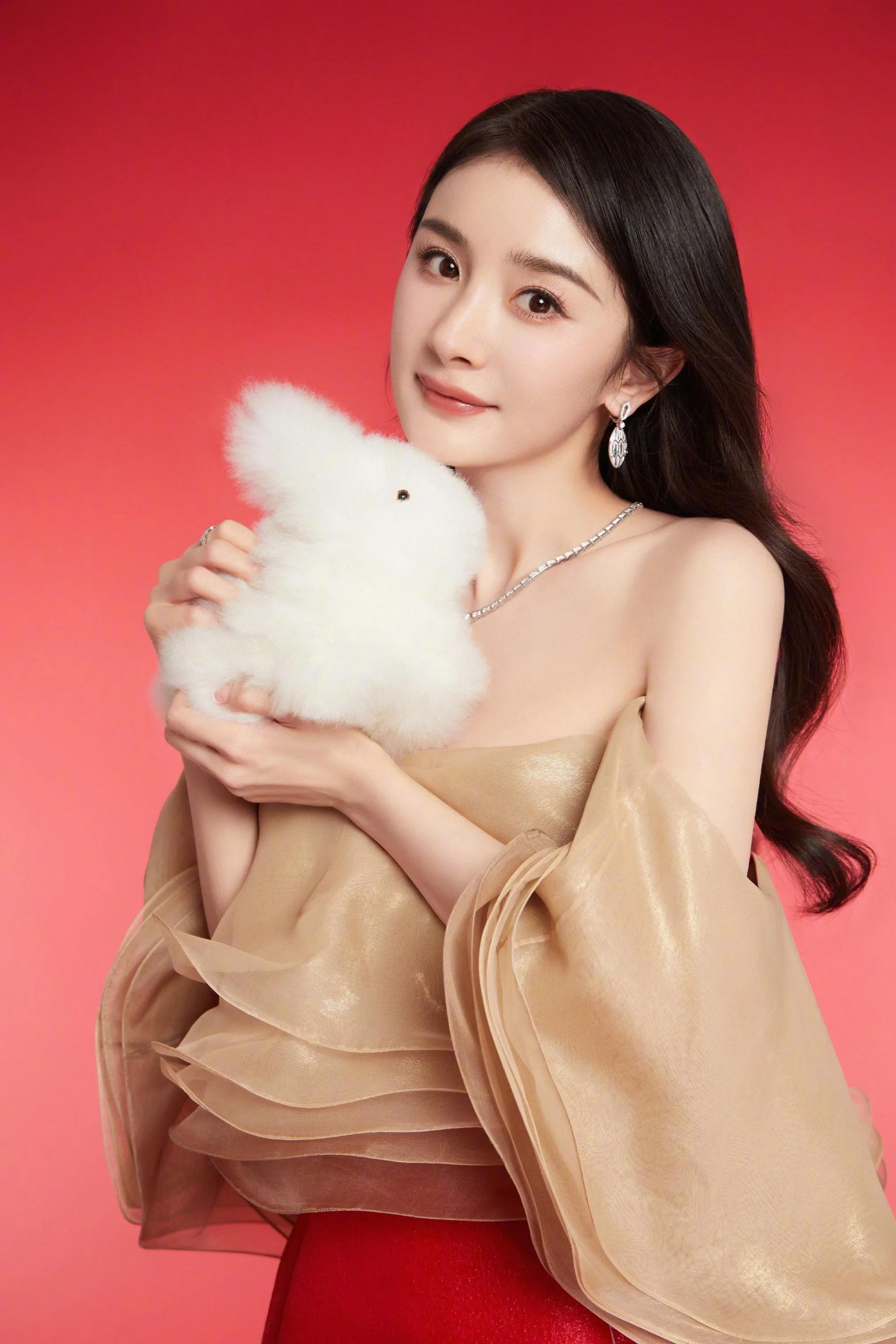 分享女明星新年祝福壁纸,赵丽颖甜美端庄,杨幂和baby温柔灵动最新消息