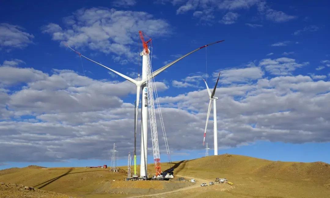 新高度、新领域、新设备 中联重科引领风电吊装行业新风向