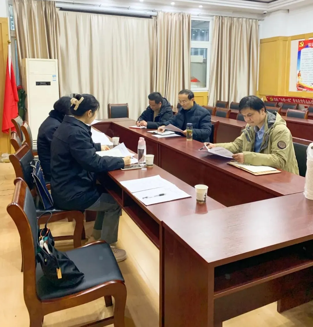 检教同行，共护未来——镜湖区人民检察院与镜湖区教育局开展未成年人保护工作座谈会