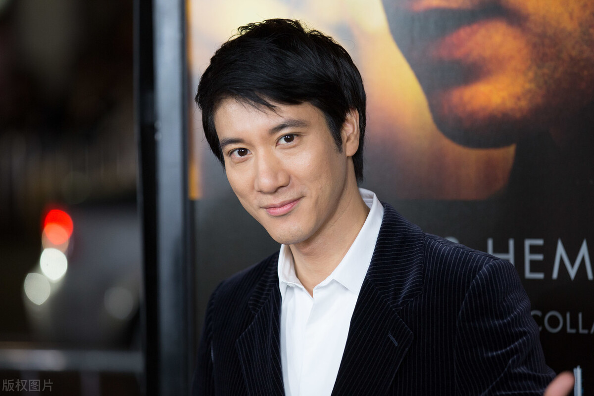 王力宏离婚引发关注，老公英语表达成热议话题