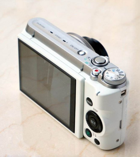 最适合学生党购买的CMOS相机——奶乎乎的卡西欧ZR1000
