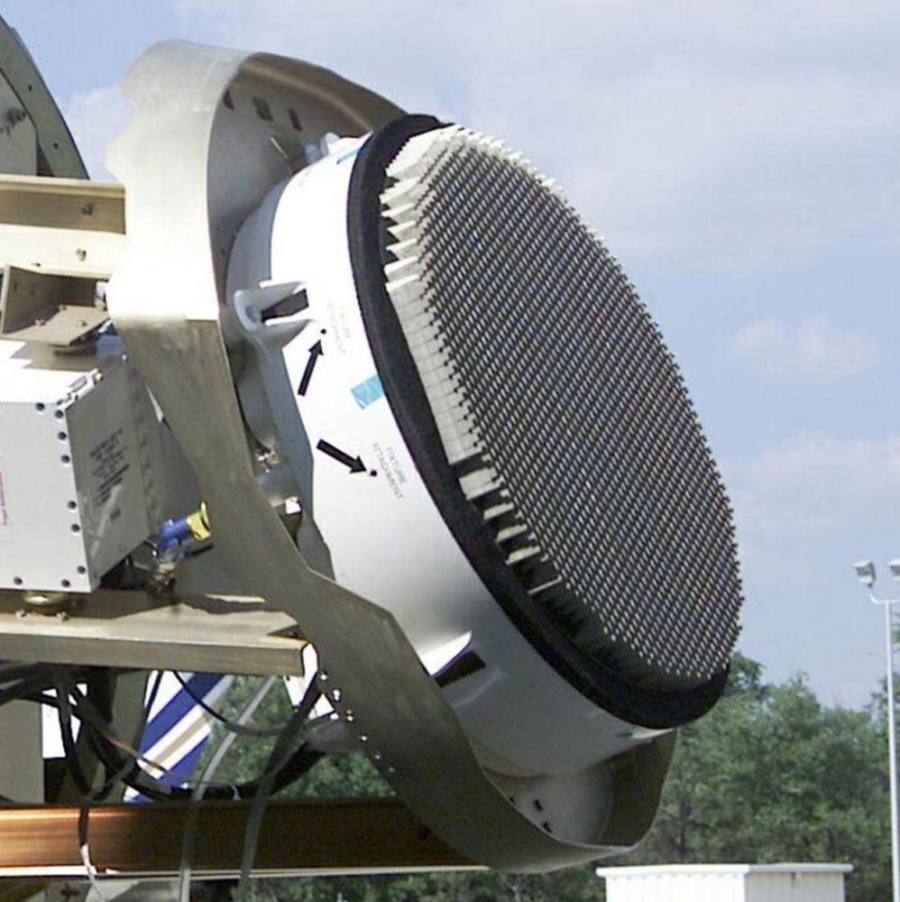 ˫��ĸ����������F35�յ��ֻ��ٳ��Ϻ���������ͼ�20�����У�