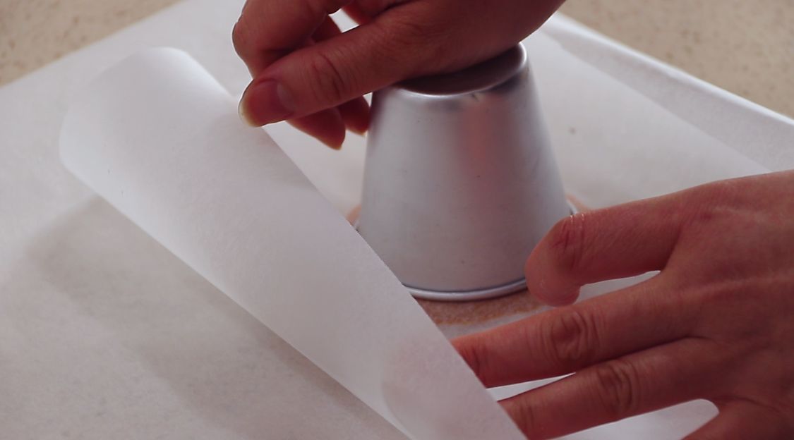 年货别总出去买，这种糖在家也能做，几勺白糖搞定，比买的好吃