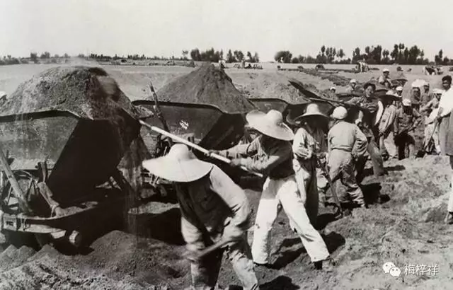 铁道兵承建国 防工程:清绿铁路(3)作者:梅梓祥