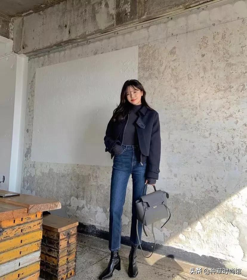 裙子里还在穿“打底裤”吗?现在流行这样穿