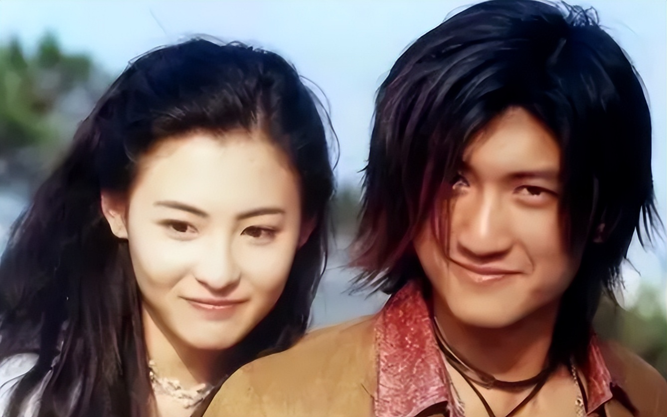 谢霆锋王菲被曝已分手,男方发文回应,回顾过往纠缠不清的锋菲恋最新