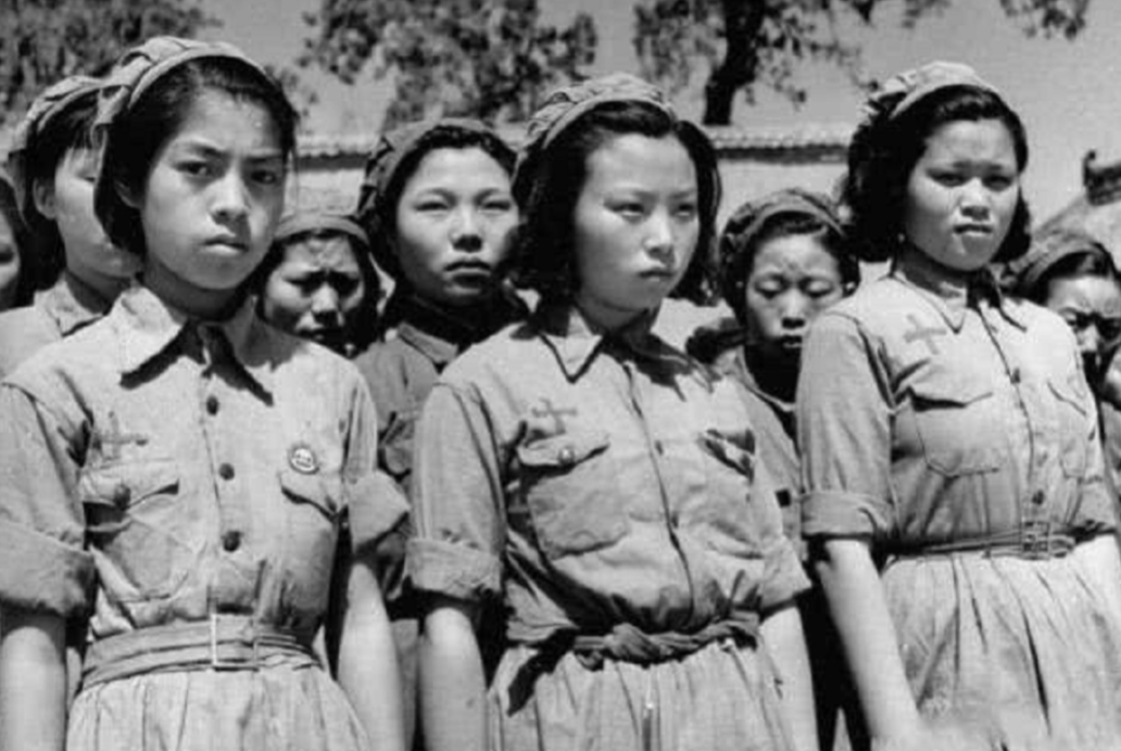 这才是二战日本女兵的真实模样，别再被“抗日神剧”骗了