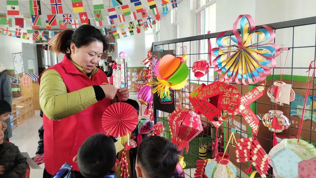 浓情中国年 欢喜逛庙会：宁阳县文庙中心幼儿园举办新年庙会活动