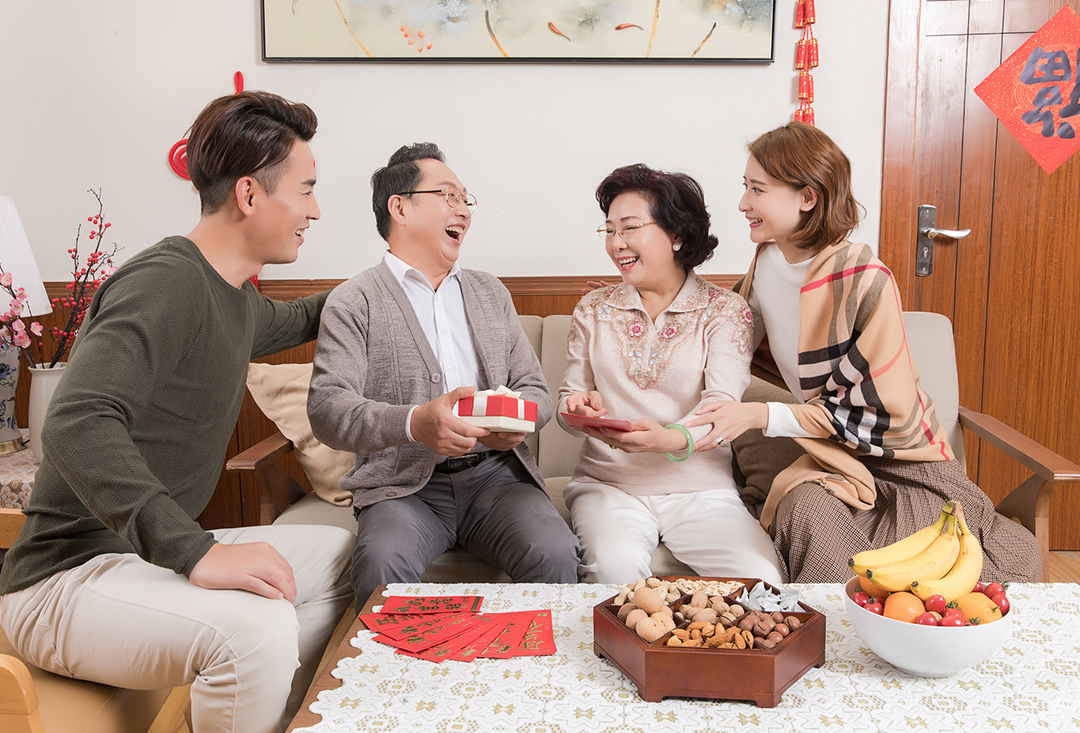 送礼自用两相宜意思（收藏送礼两相宜）