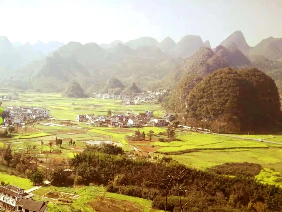 原创散文：沿路风景秀丽，可谓移步换景，步步生姿